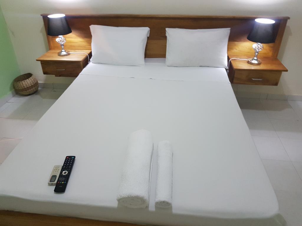 Residencial Apresentacao Otel Santo António Dış mekan fotoğraf